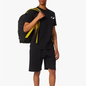 NWT Off-White Diagonal Jersey pocket Short Sleeve Tee Shirt Black White XS
